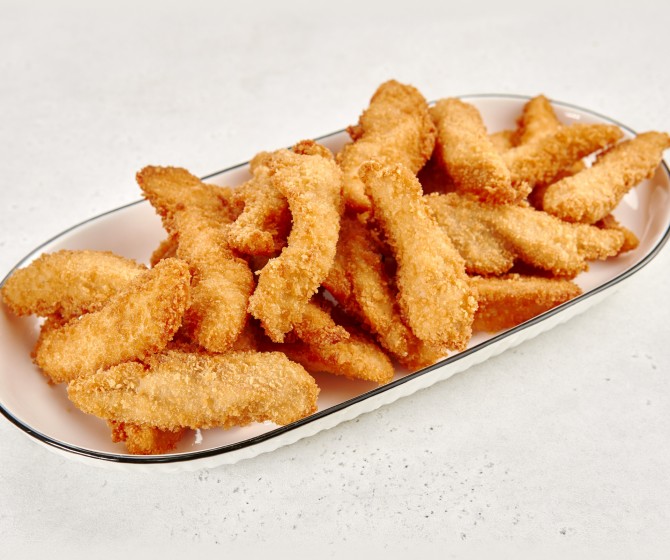 Домашние стрипсы из куриного филе на четверых